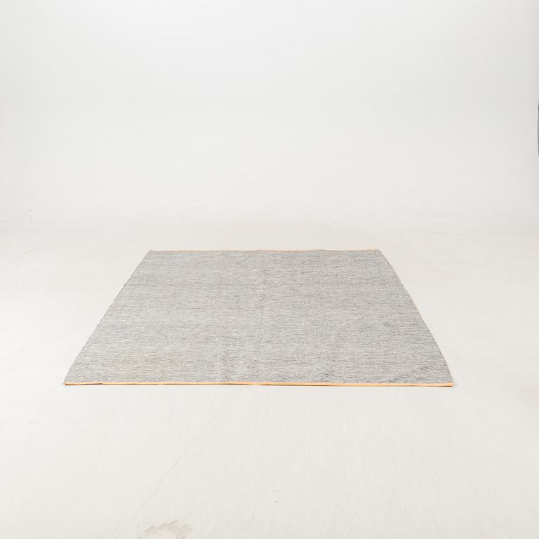 Lena Bergström, Matta slätvävd "Björk", Design House Stockholm, ca 287x200 cm.