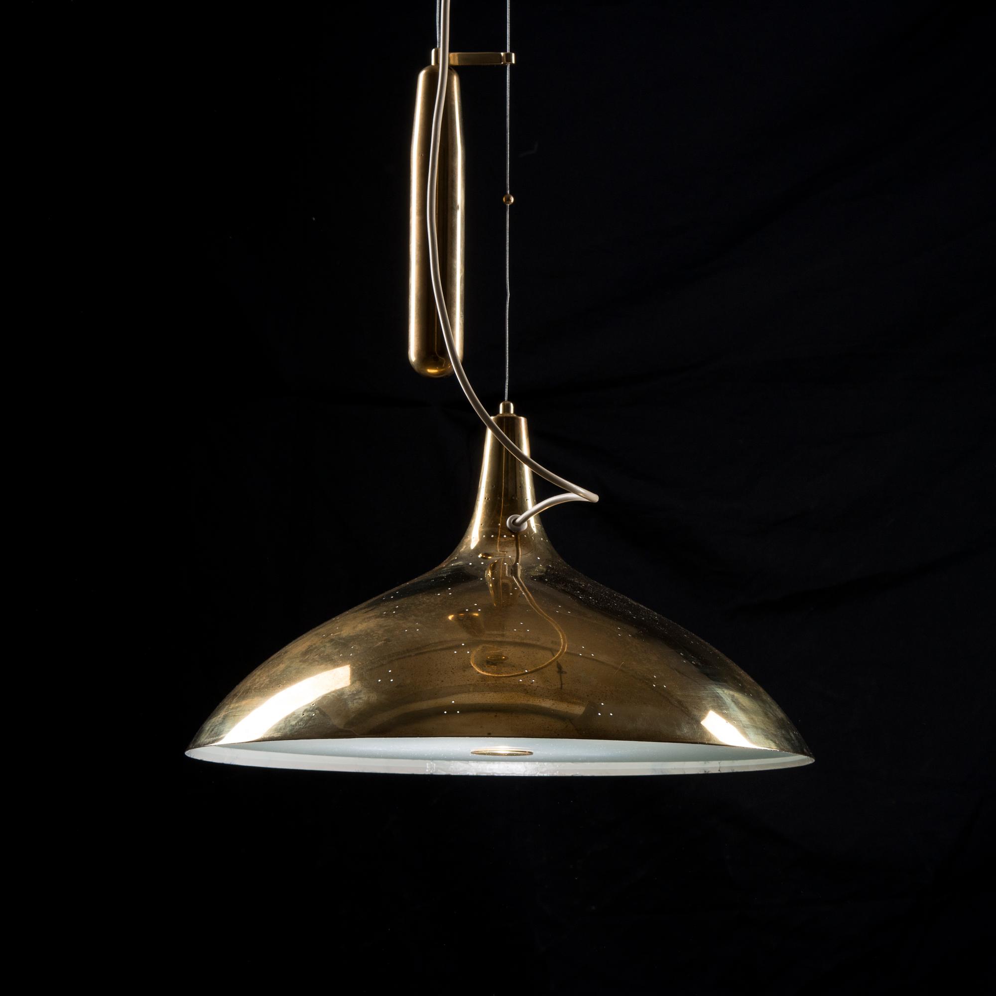 TAKLAMPA, Paavo Tynell, Oy Taito Ab. Formgiven 1948.