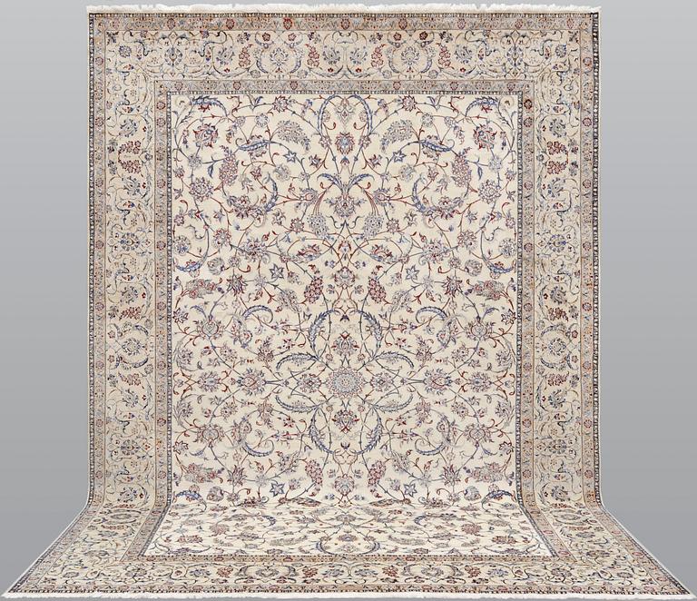 Matta, Nain, part silk, sk 4 LAA, 360 x 252 cm.