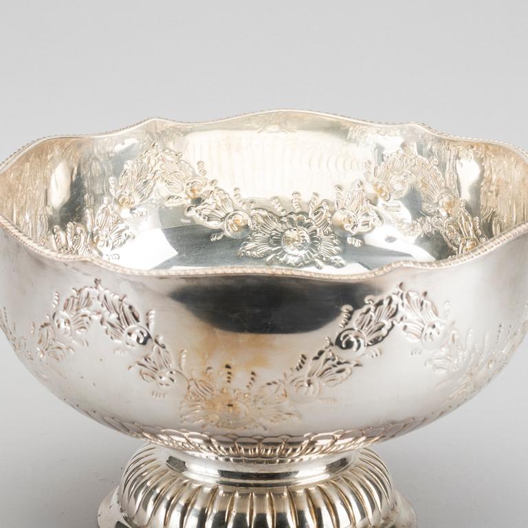 An English epns punch-bowl first half of the 20th century.