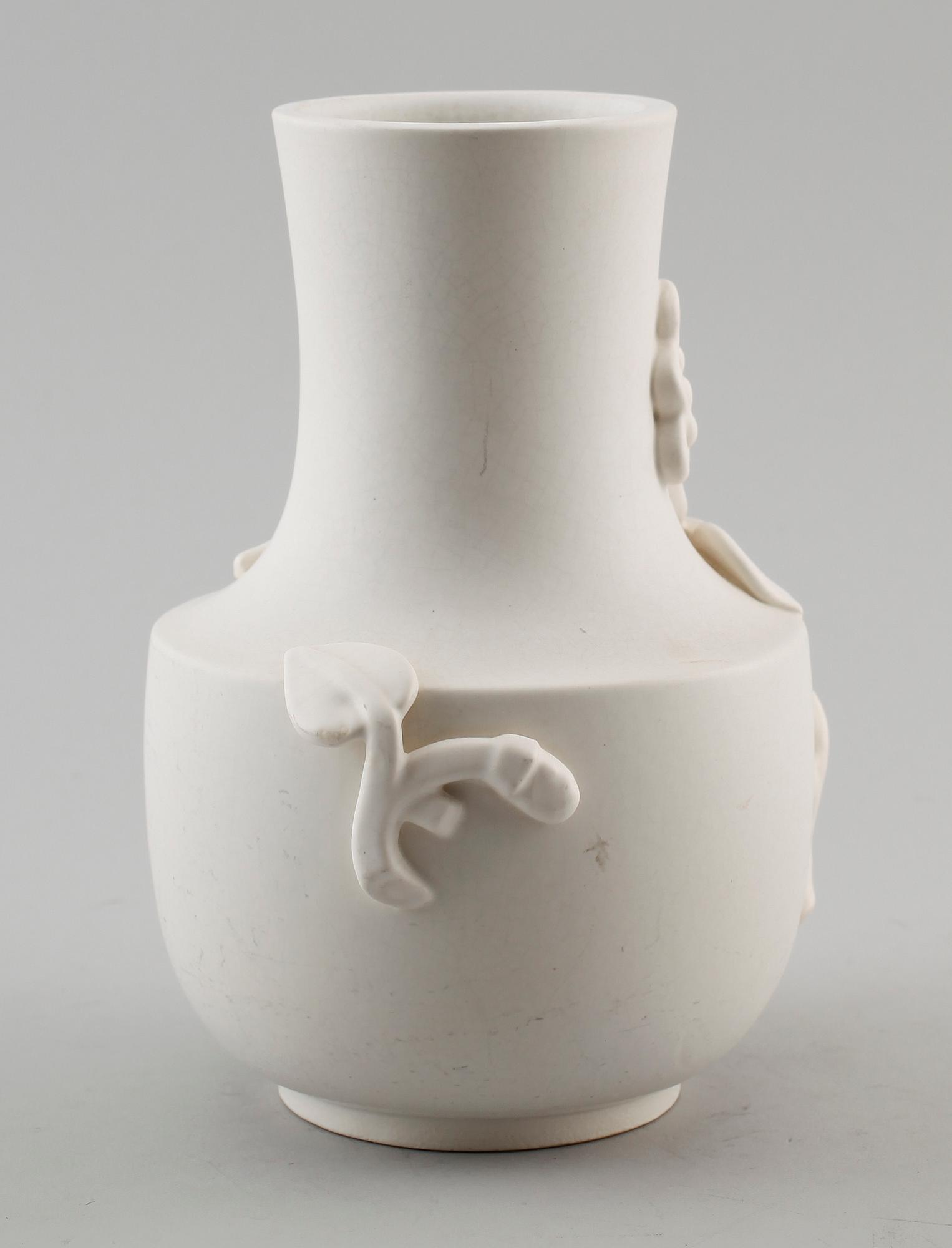 VAS, stengods, "Carrara", Wilhelm Kåge, Gustavsberg 1900-talets mitt.