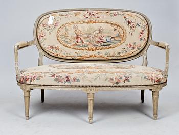 SALONGSGRUPP, 3 delar. Louis XVI-stil, sekelskiftet 1900.