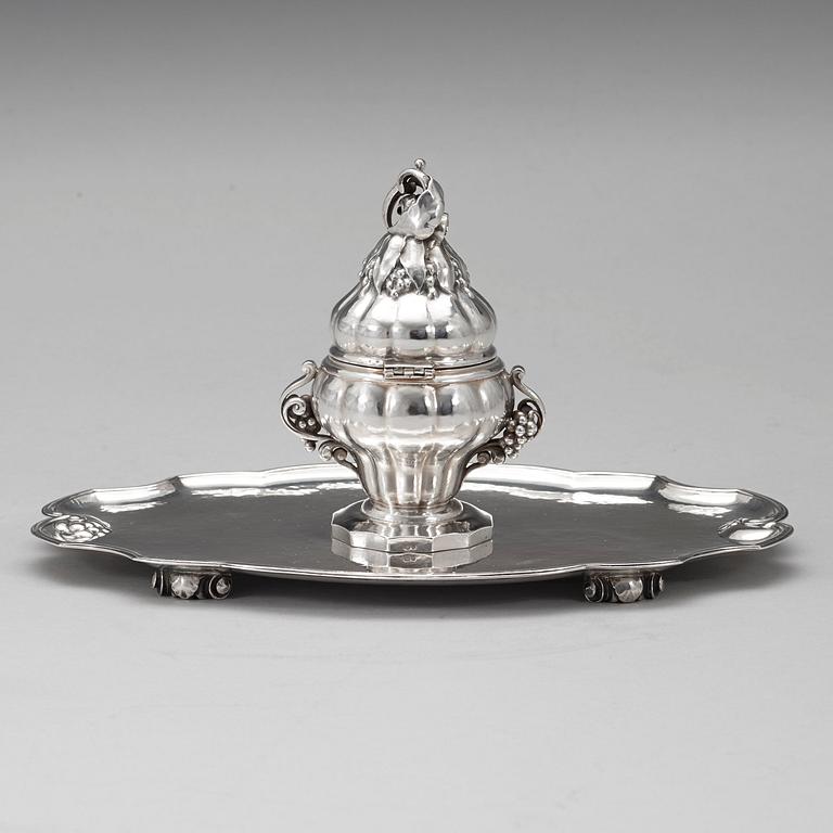A Georg Jensen silver desk set, Copenhagen 1915-21.