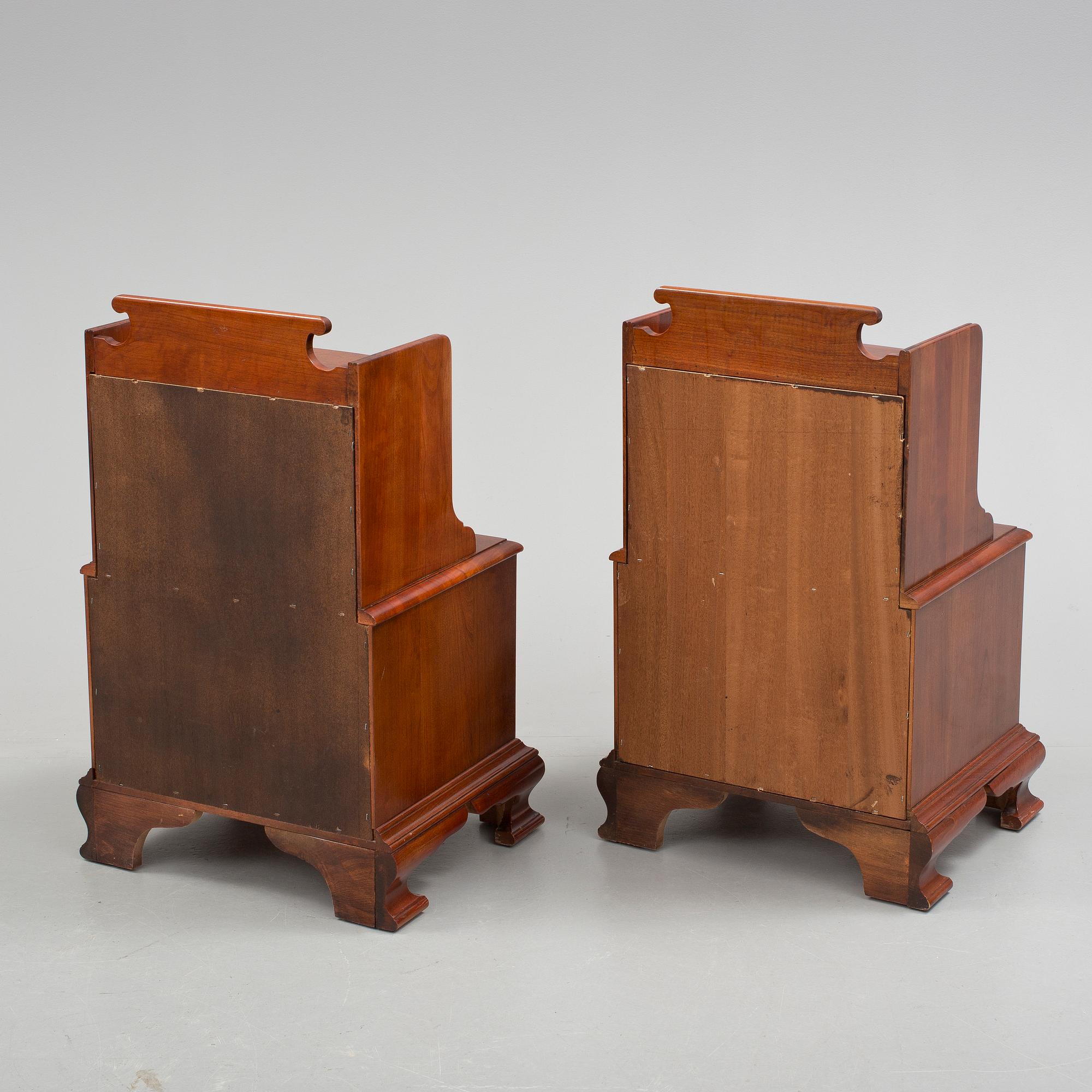SÄNGBORD, ett par, Fantoni, 1900-tal.