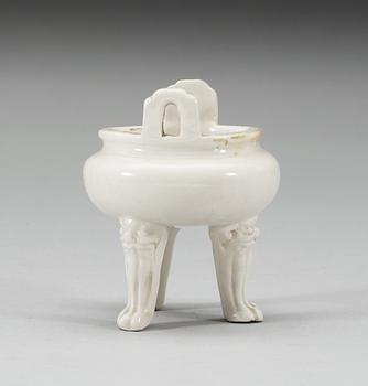 A blanc de chine miniature tripod censer, Qing dynasty, Kangxi (1662-1722).