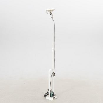 Achille & Pier Giacomo Castiglioni, floor lamp, "Toio", Flos, Italy.