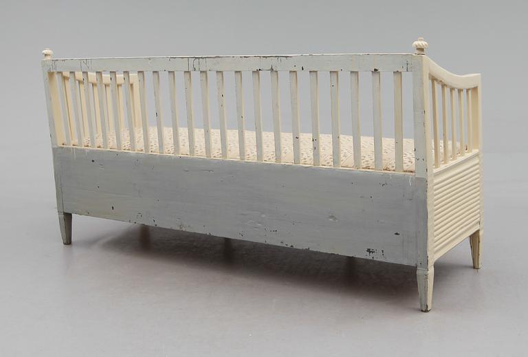SOFFA, gustavianskt provinsarbete, 1800-talets början.