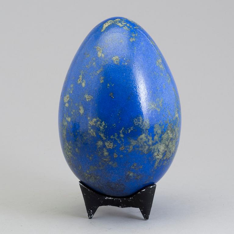 Hans Hedberg, a faience egg, Biot, France.