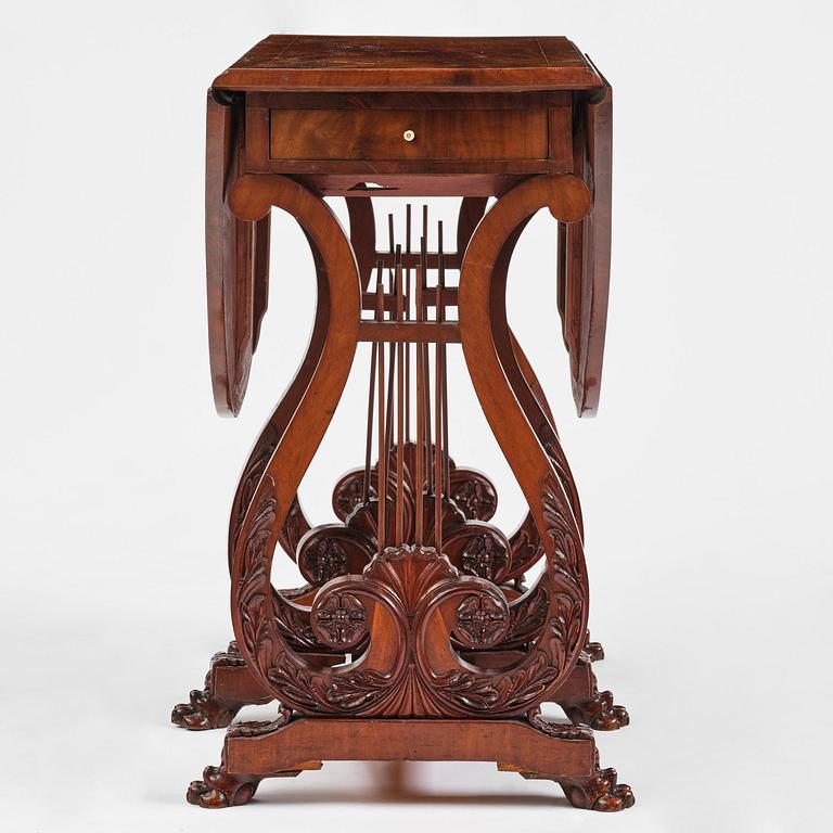 Biblioteksbord, Sverige, 1800-talets första hälft.