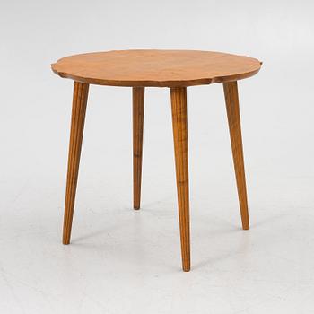 A Swedish Modern coffee table, AB Bröderna Johansson Möbelindustri, Landsbro, 1940s.