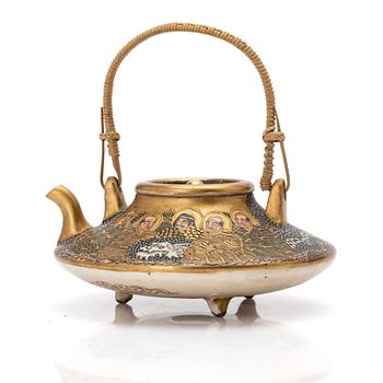 Teapot, Satsuma, Japan, Meiji (1868–1912).