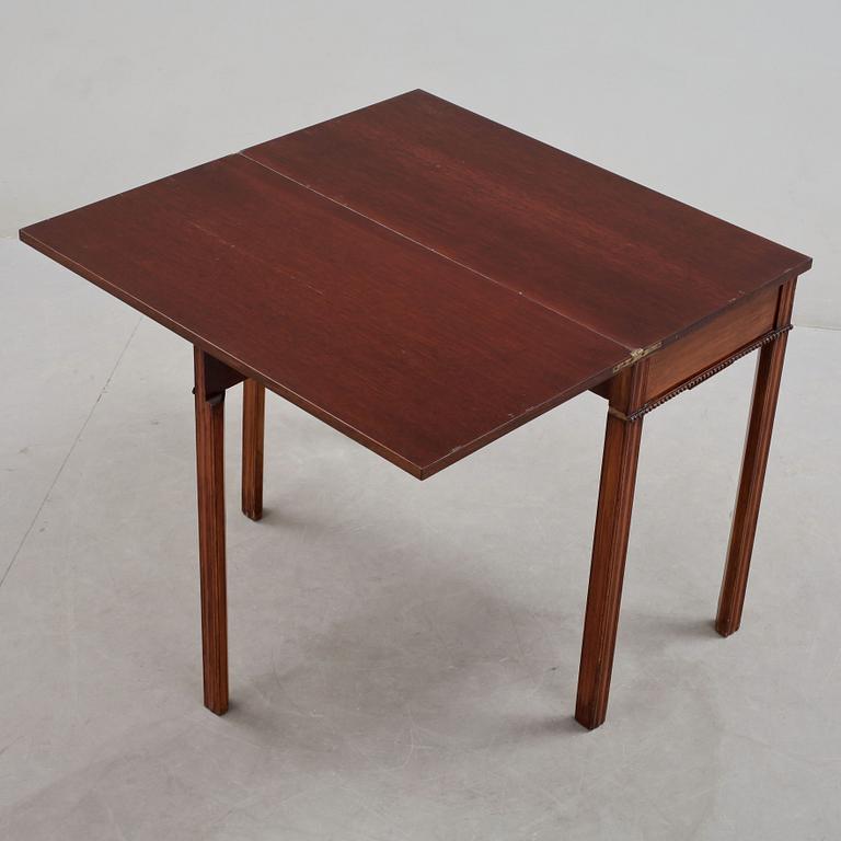 SPELBORD, sengustavianskt, omkring 1800.