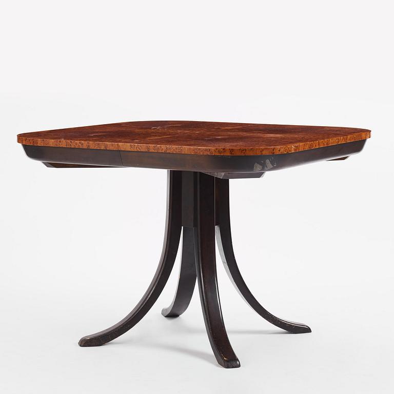 Axel Einar Hjorth, an "O.K." dining table, Nordiska Kompaniet, 1937.