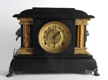 BORDSPENDYL, senbarockstil, USA, omkr 1900.