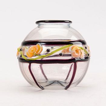 An early 1900s Charles Schneider signed glass vase.