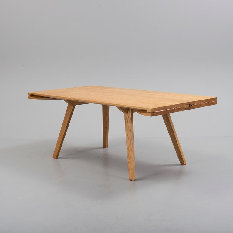 ILSE CRAWFORD, table, "Together extending table", De La Espada.