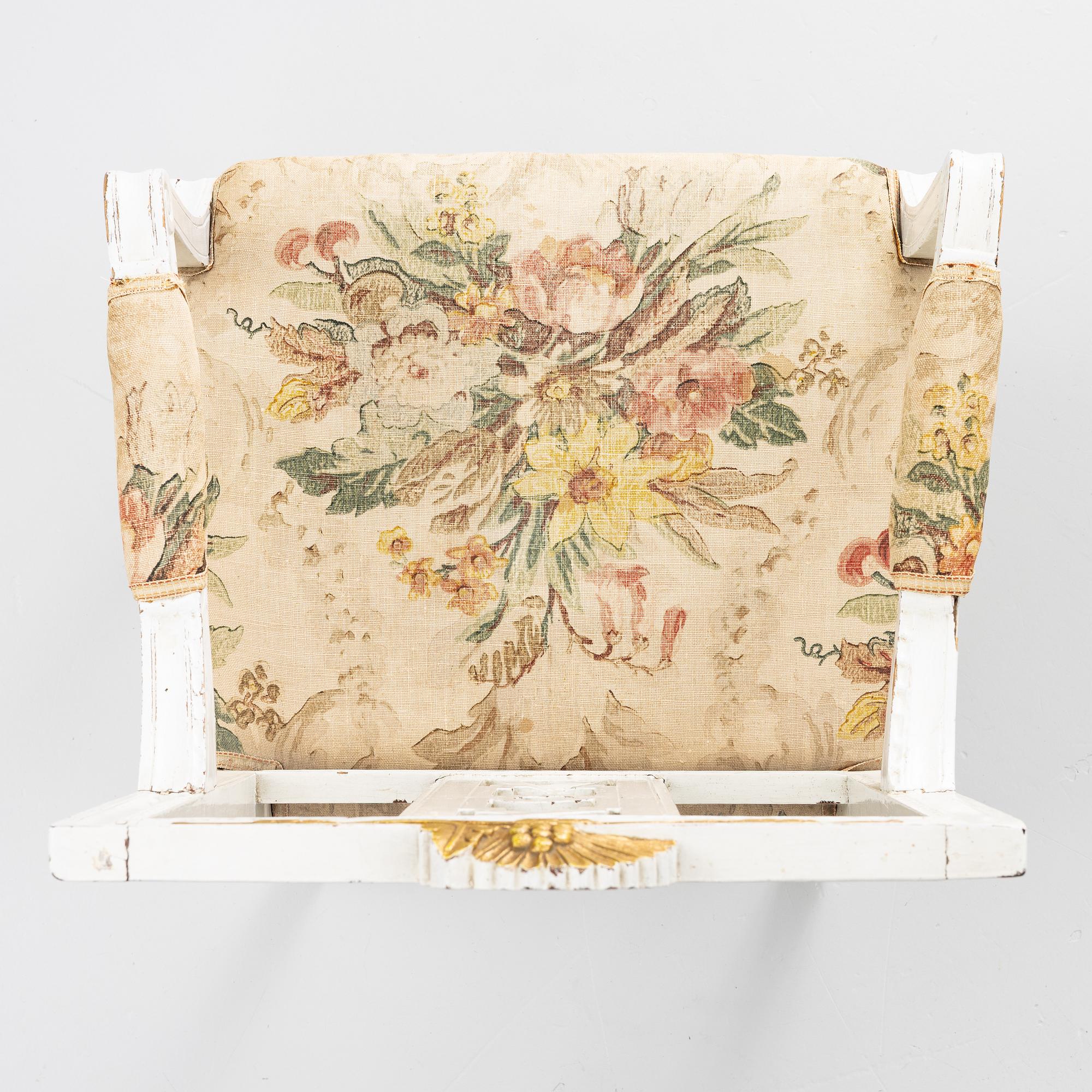 Karmstolar, ett par, Lindome, omkring år 1800, sengustavianska.