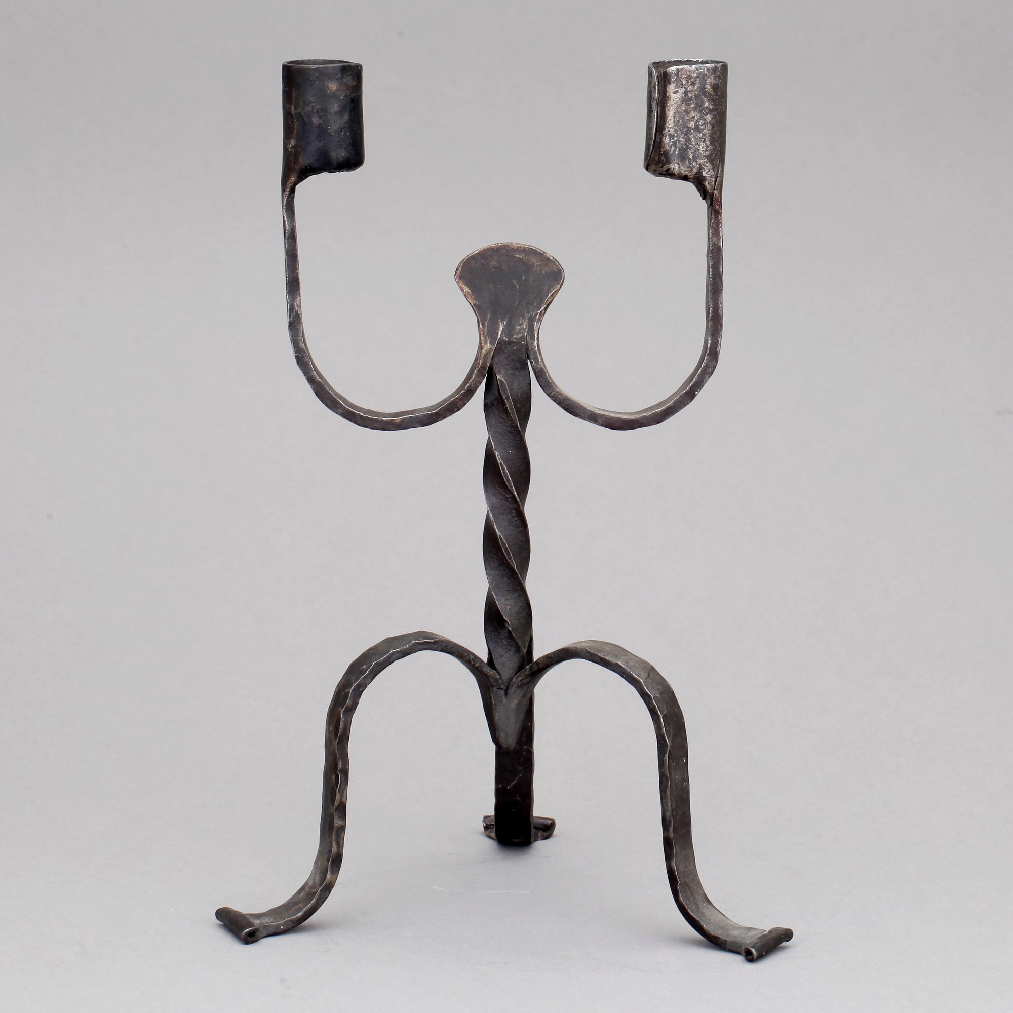 LJUSSTAKE, för två ljus, Sverige, 18/1900-tal.