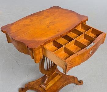 SYBORD samt TABURETTER, ett par, Biedermeier, 1800-tal.