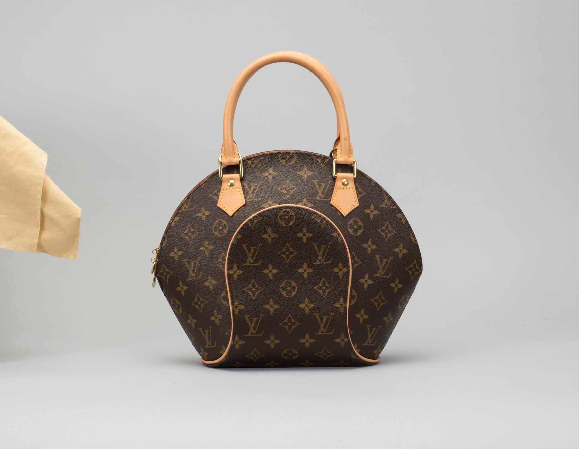 VÄSKA, "Ellipse", Louis Vuitton.