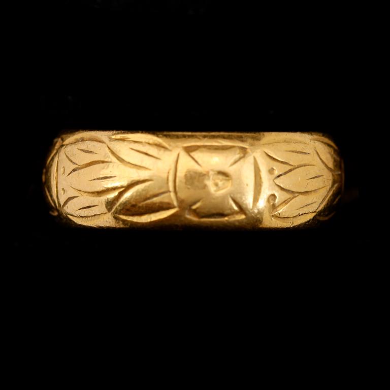 RINGAR, 3 st, 23K guld, svenska stämplar. Total vikt ca 19 g.