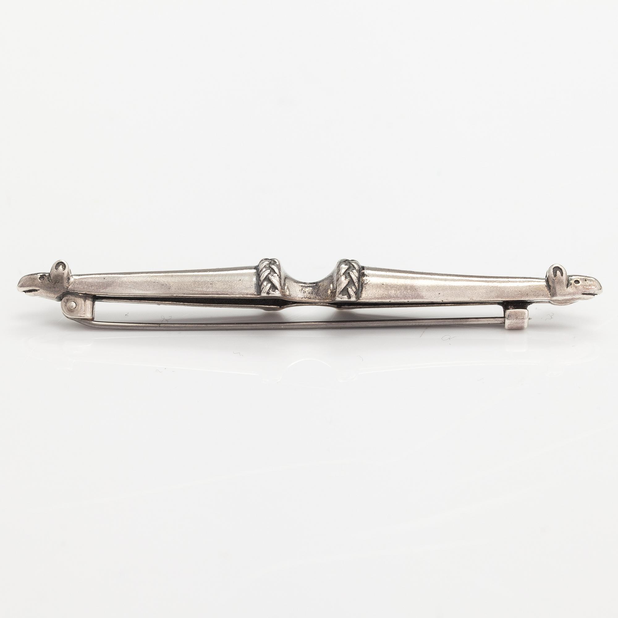 Brosch "Älghuvud", sterlingsilver. Kalevala Koru, Helsingfors.