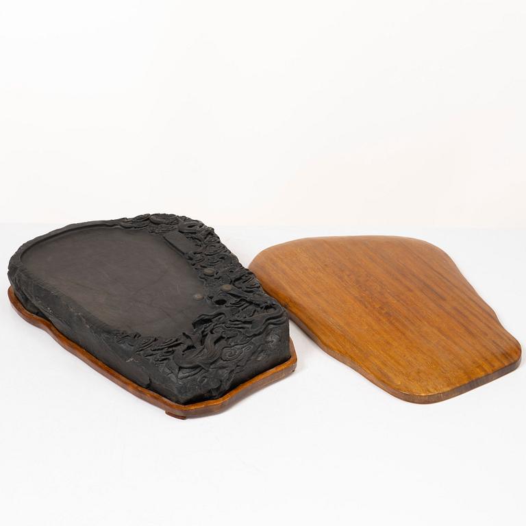 Tuschsten, signerad, Kina, 1980-tal.