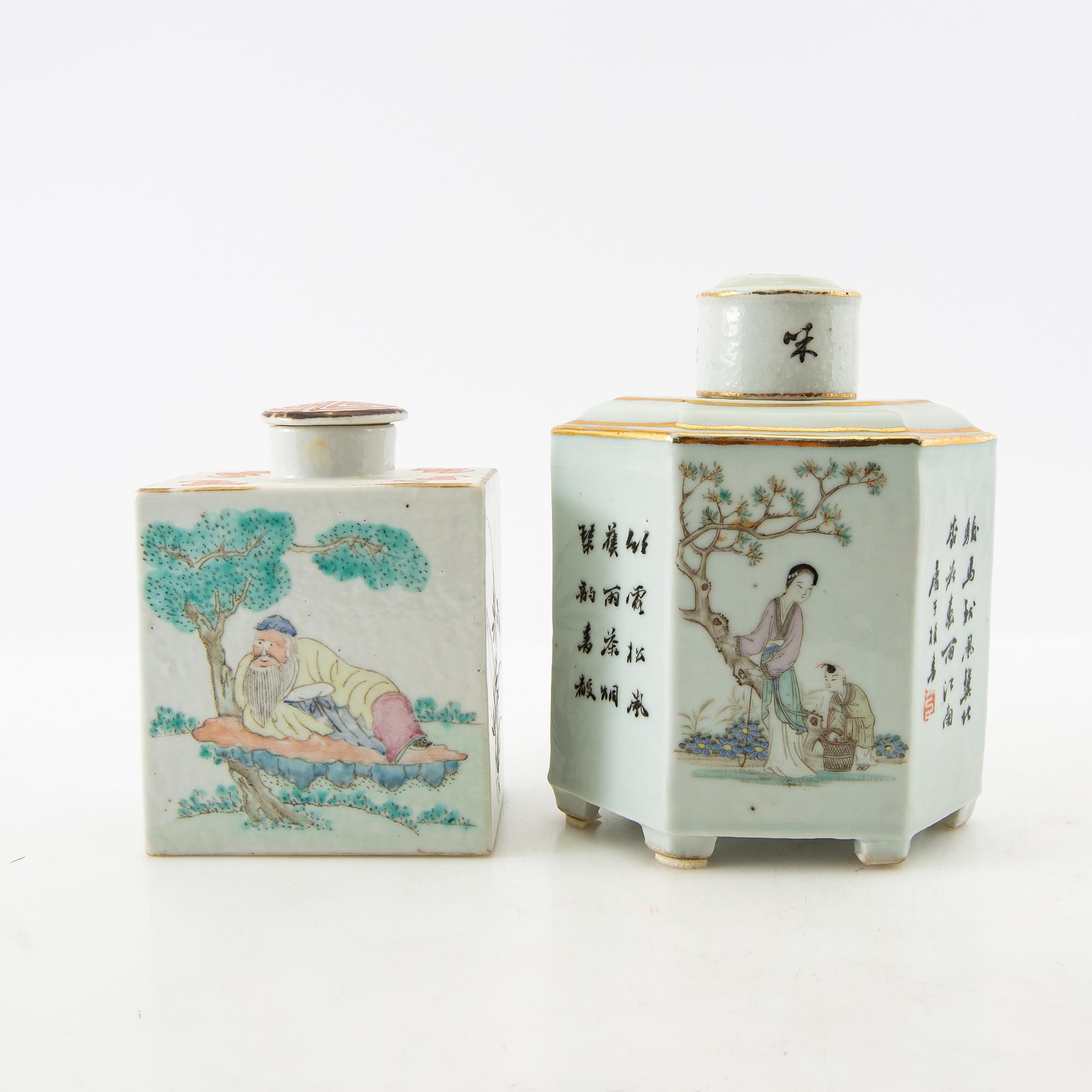 Two famille rose tea caddies, late Qing dynasty, circa 1900.