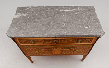 BYRÅ, gustaviansk stil, 1900-talets mitt.