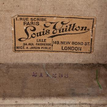 LOUIS VUITTON, resväska, 1910-tal.