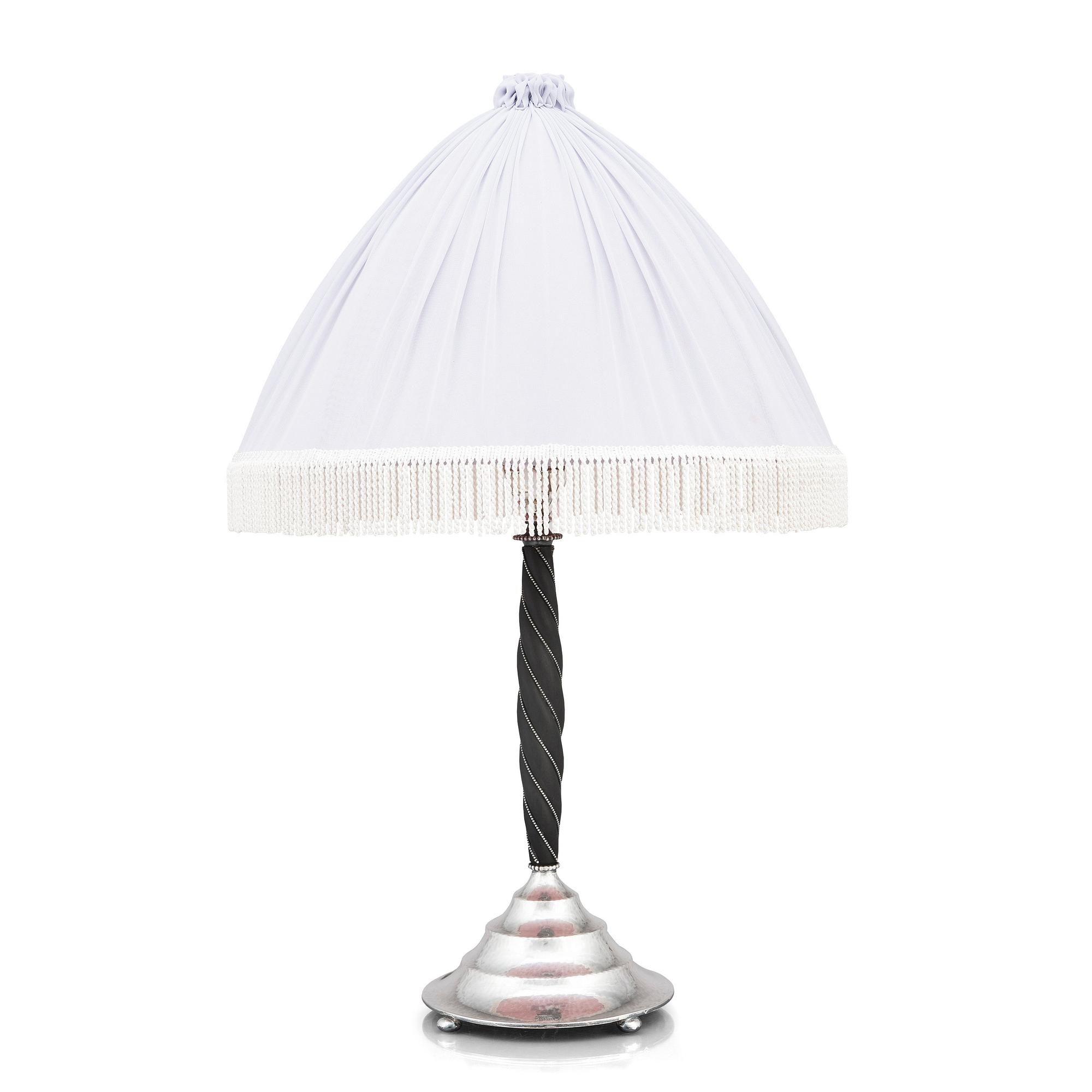 K. Anderson, bordslampa, Stockholm 1926, silver och svärtat trä.