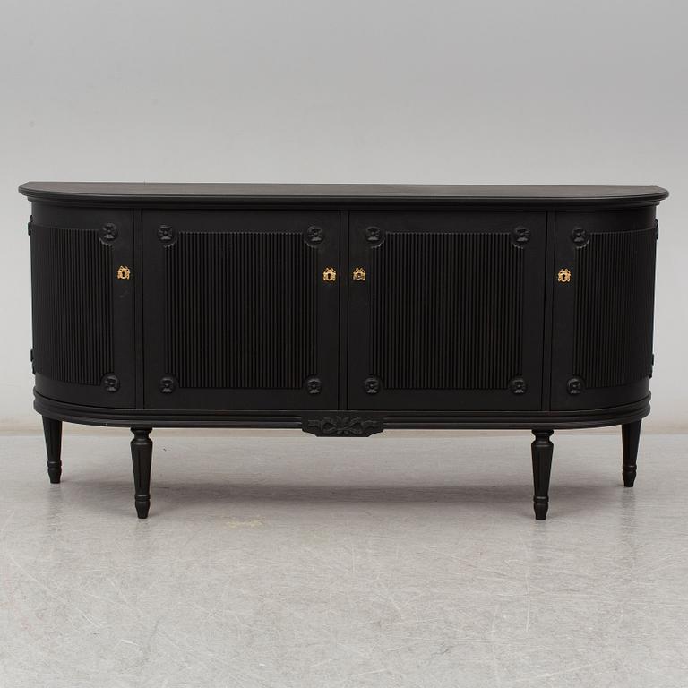 SIDEBOARD, gustaviansk stil, 1900-talets andra hälft.