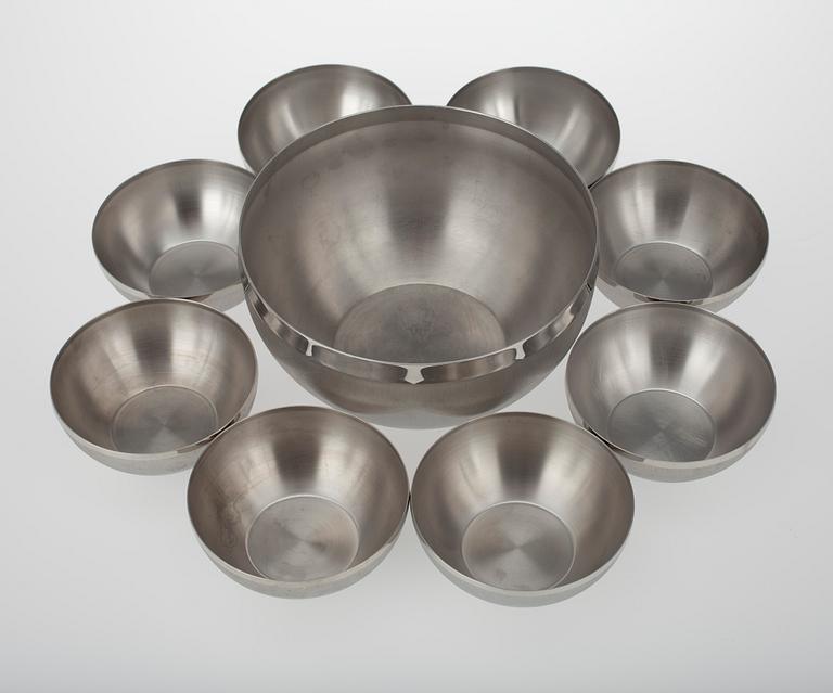 SERVERINGSSKÅL samt DESSERTSKÅLAR, 8 st, rostfritt stål, Seita Finland 1990- tal.