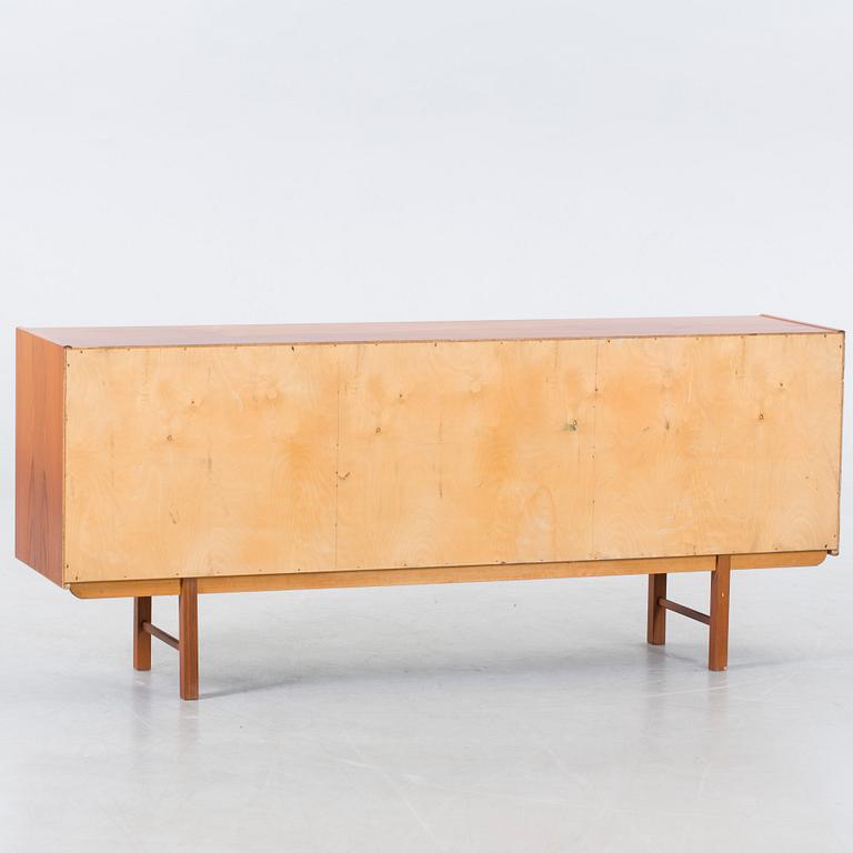 AN ERIK WÖRTZ SIDEBOARD, IKEA 1960-70's.