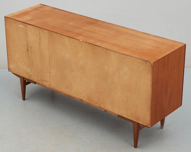 SIDEBOARD, Sverige, 1900-talets mitt.