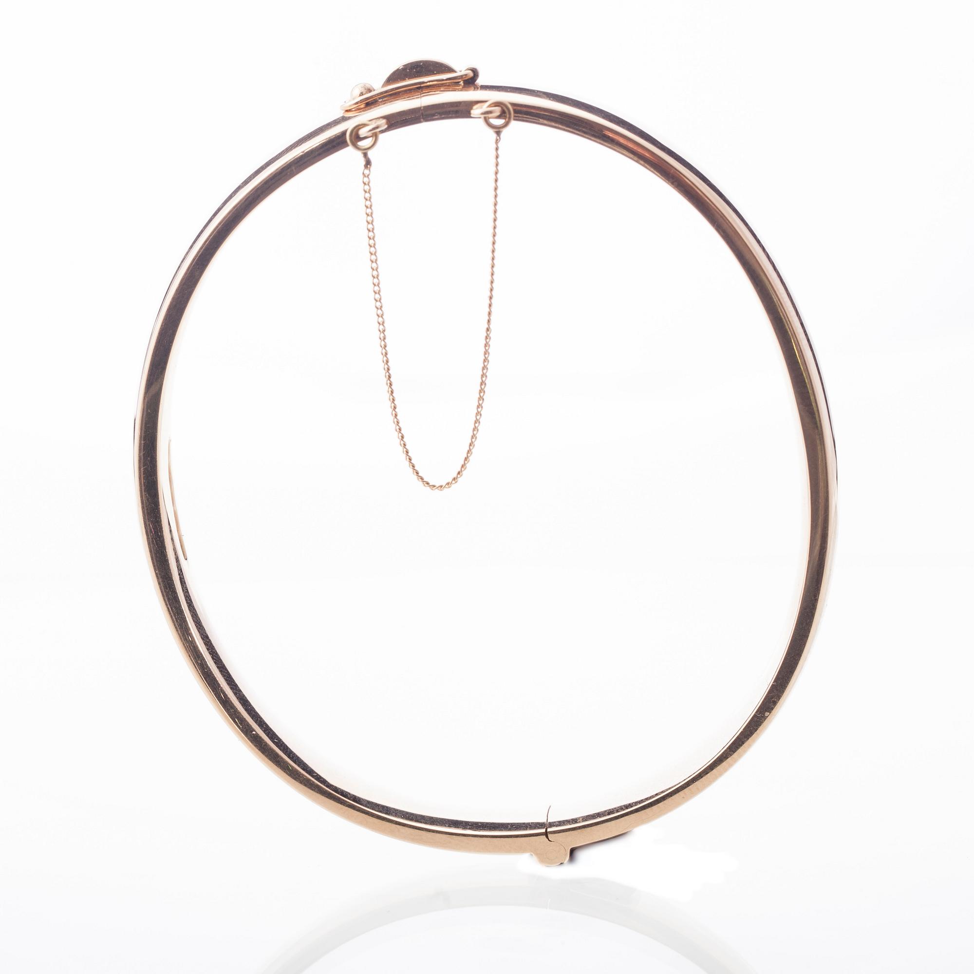 RANNERENGAS, 14K kultaa, Kultaseppä Aimo Salonen Helsinki 1965. Vikt 17,6 g.