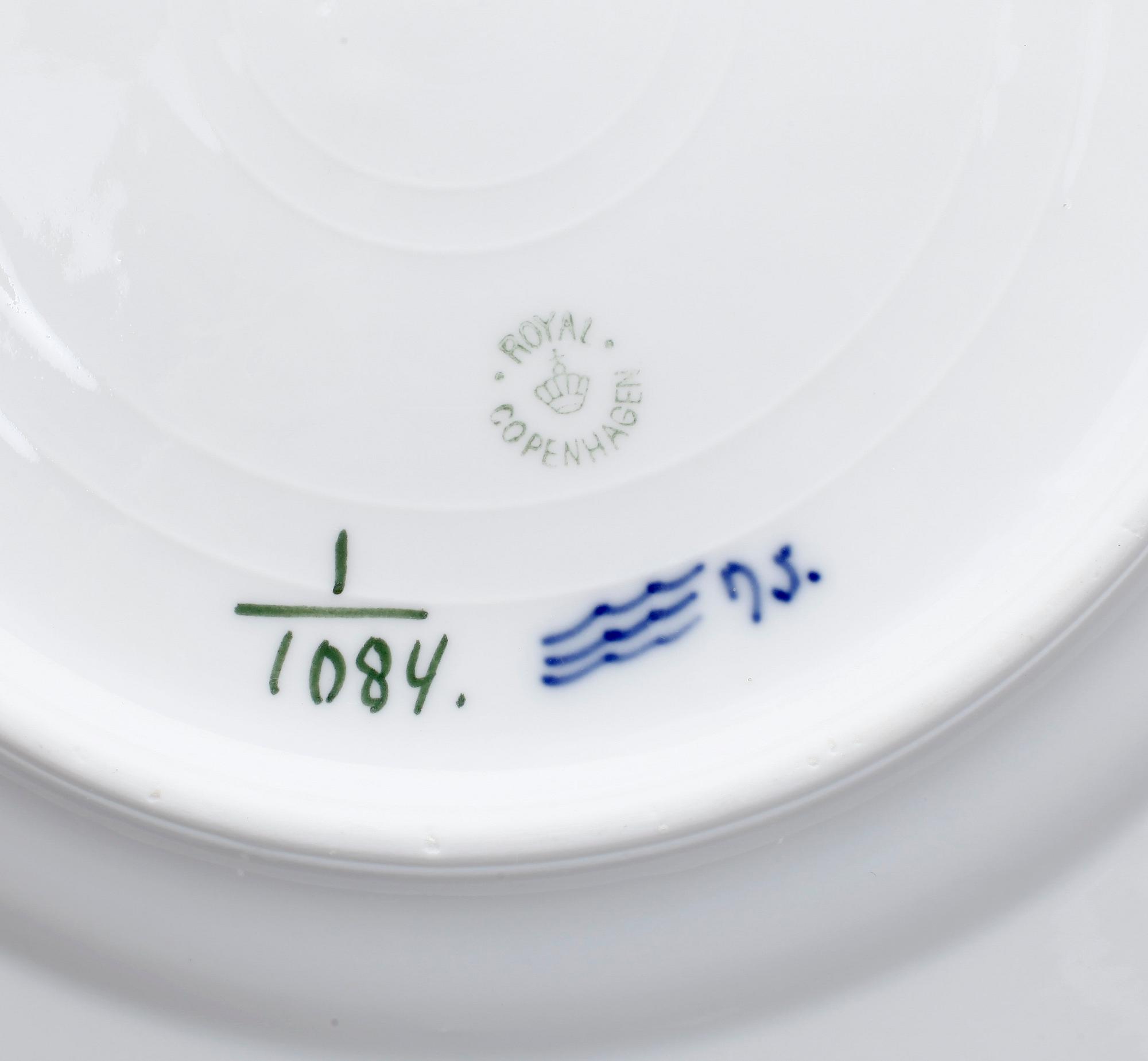 SERVISDELAR, 125 delar, porslin, "Musselmalet" Royal Copenhagen.