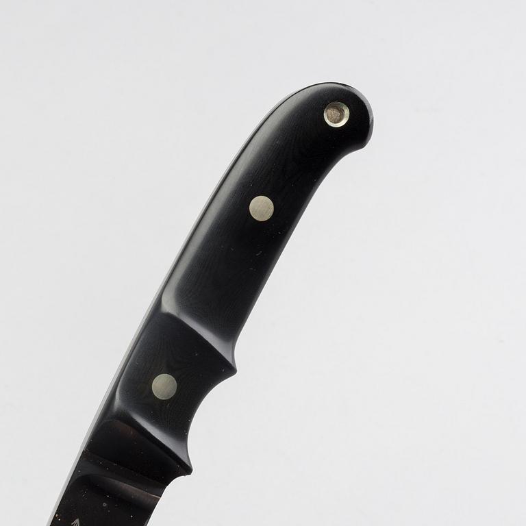 Two Berth Öberg knifes.