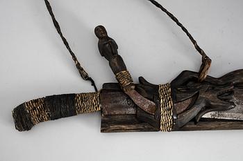 DOLKAR och KNIVAR, 7 st, delvis orientaliska, 1800/1900-tal.