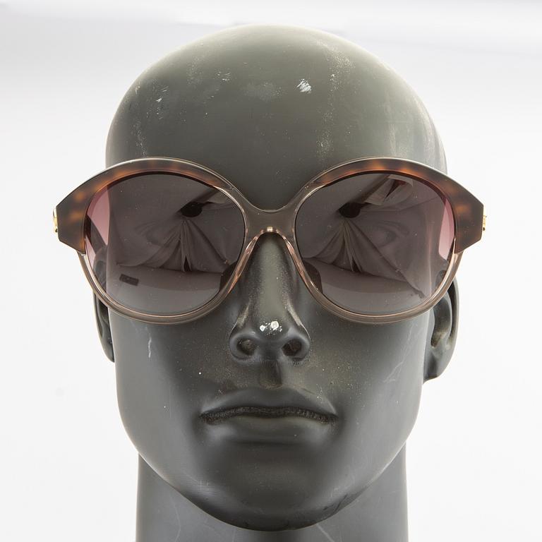 Céline, sunglasses.