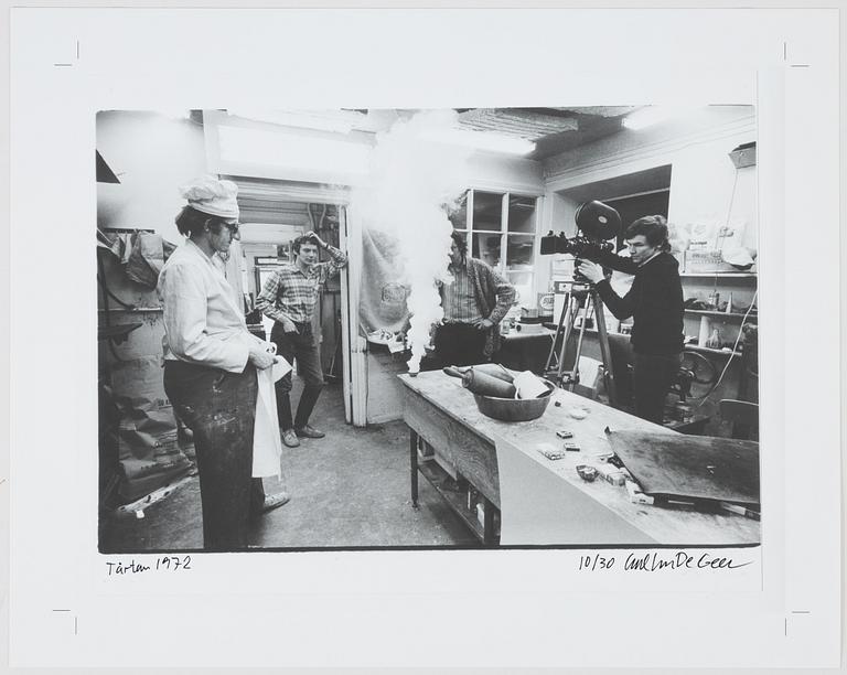 Carl Johan De Geer, fotografi, signerat 10/30.