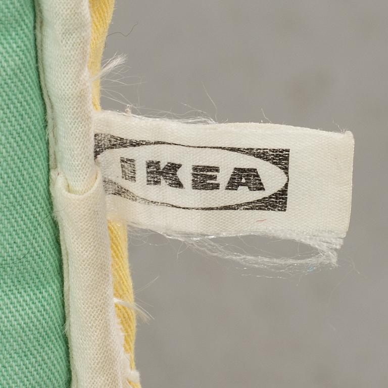 VILSTOL MED BORD, IKEA. INKÖPT 1985.