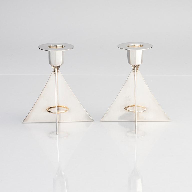 Hubert Hydman, a pair of sterling silver candlesticks, Stockholm 2000.