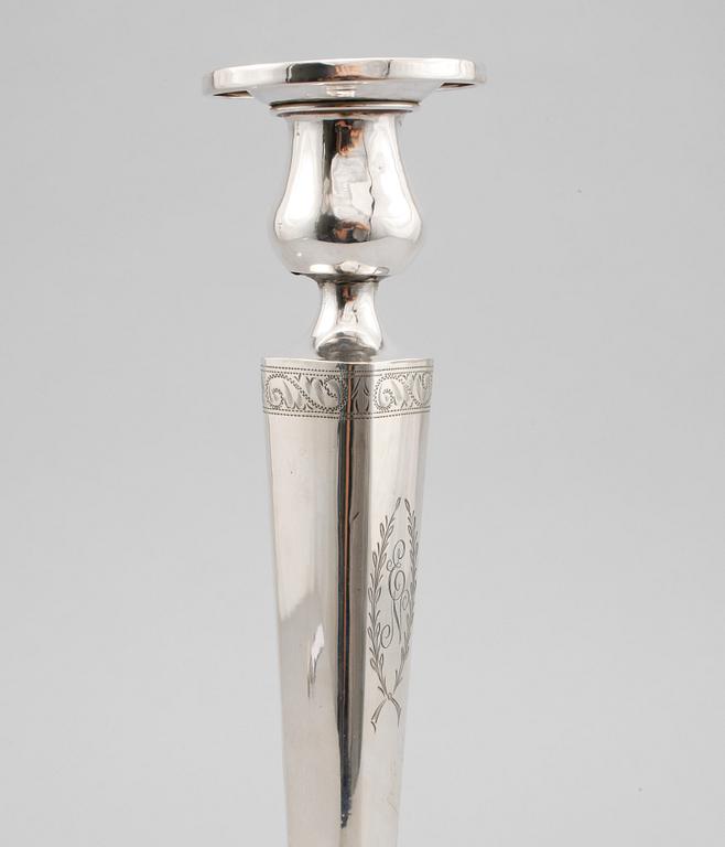 LJUSSTAKAR, ett par, sterlingsilver, 1900-talets andra hälft,