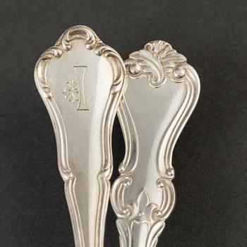 GUSTAF MÖLLENBORG, såssked, Stockholm, 1835 och PARTI SILVERBESTICK, 42 delar, bl.a. Rosenholm. Vikt 1183 g.