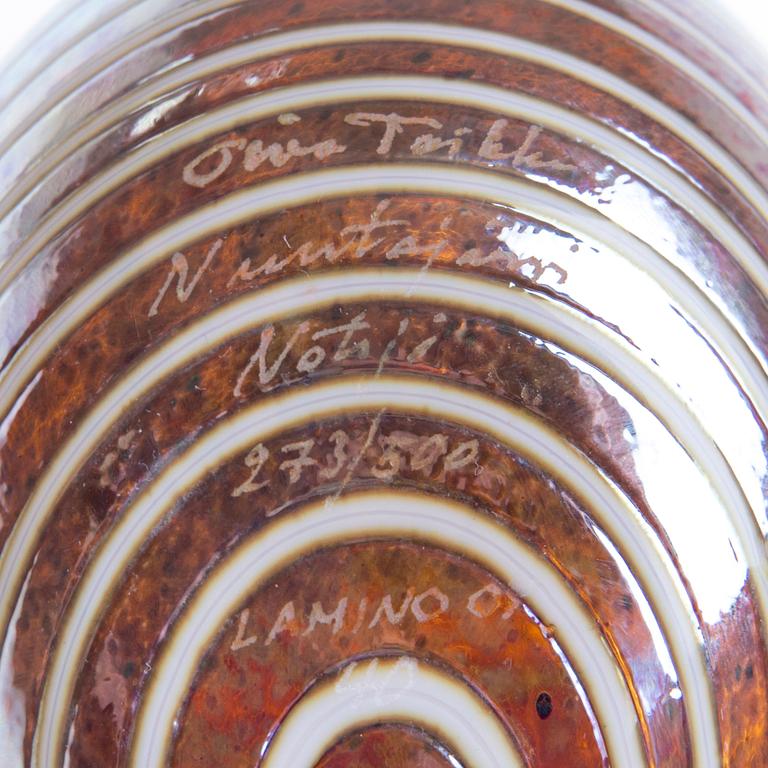 FIGURIINEJÄ, 3 kpl, lasia, signeerattu O.Toikka Nuutajärvi.