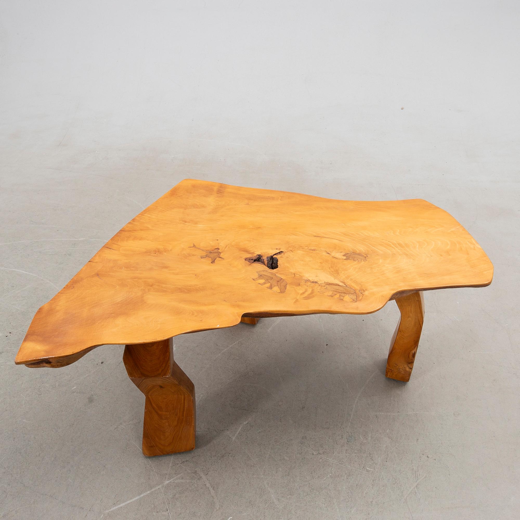 Natural table, 20th century.