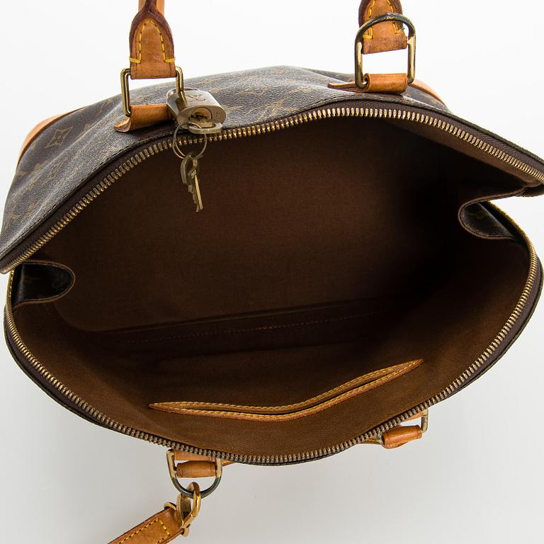 Louis Vuitton, A Monogram Canvas 'Alma' Handbag.