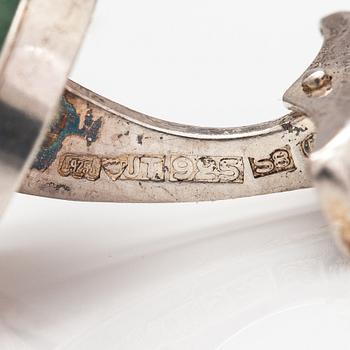 Börje Rajalin, Two pairs of stelring silver cufflinks with green marble and rhodonite. Kalevala Koru, Helsinki.