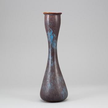 GUNNAR NYLUND, a stoneware vase, Rörstrand, Sweden.